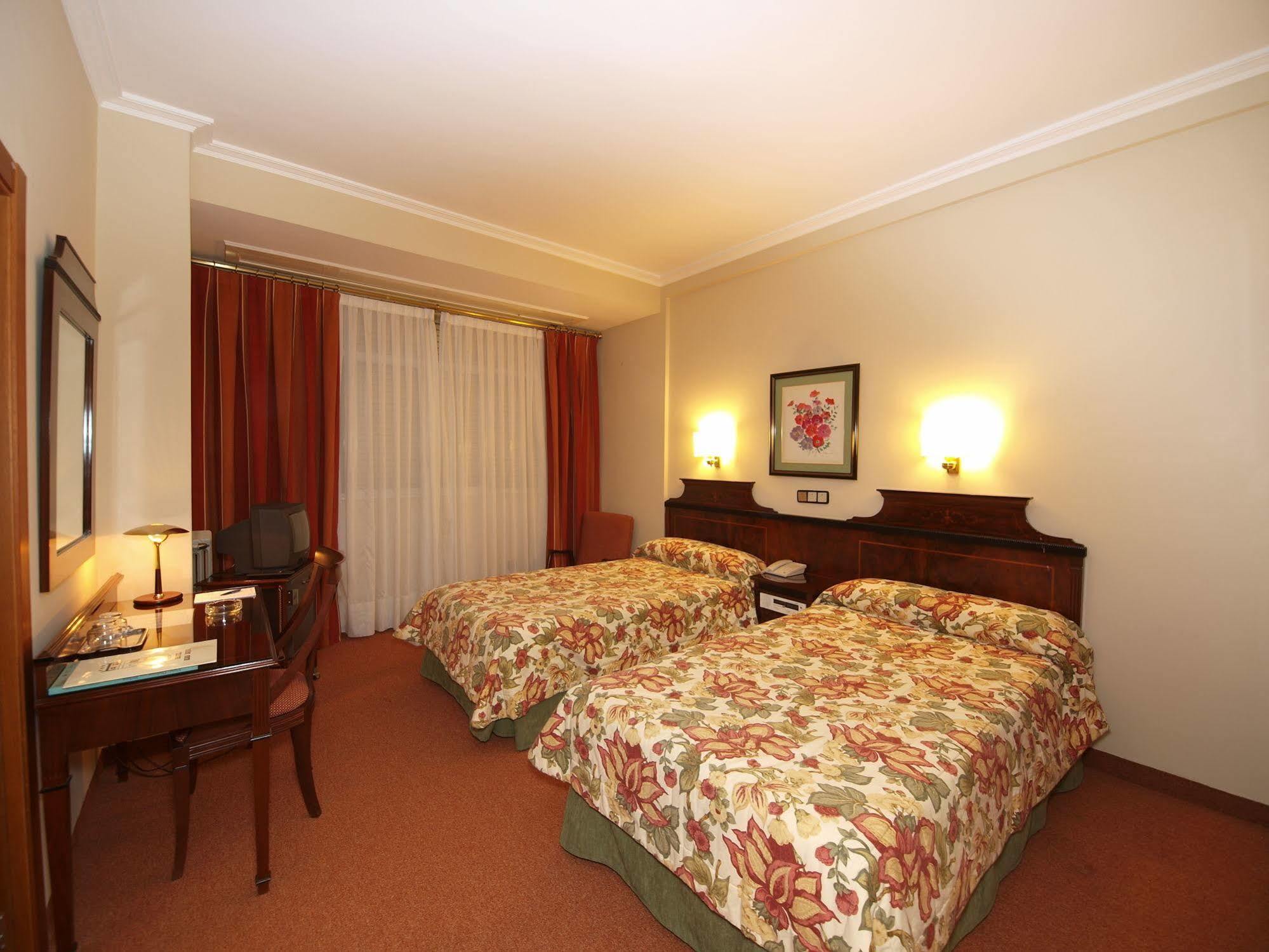 Rias Bajas Hotel Pontevedra Room photo